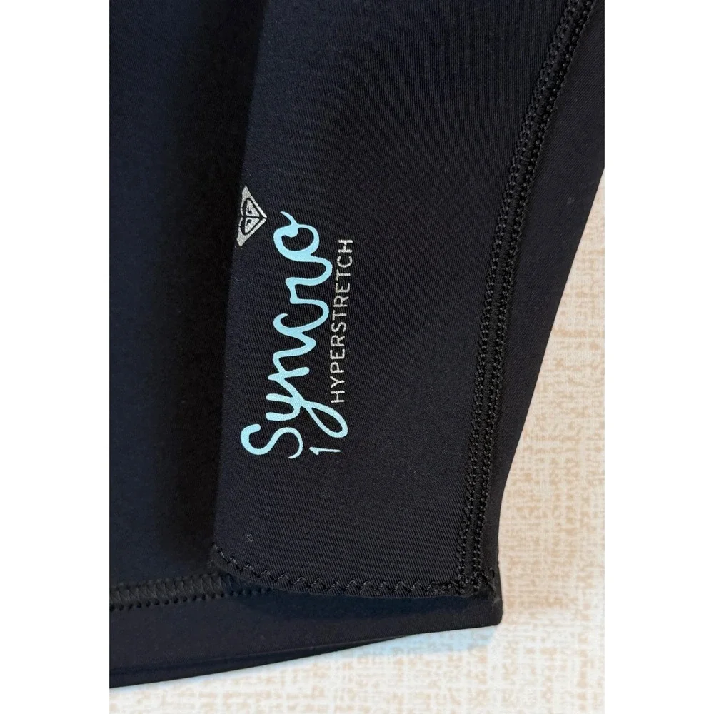 Roxy Syncro 1mm Hyperstretch Girls Rash Guard Wetsuit Top Black Blue Size 8/36
